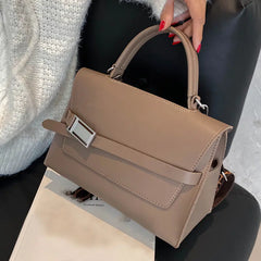 Large Capacity Retro Women's Messenger Handbag