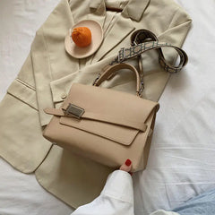 Large Capacity Retro Women's Messenger Handbag